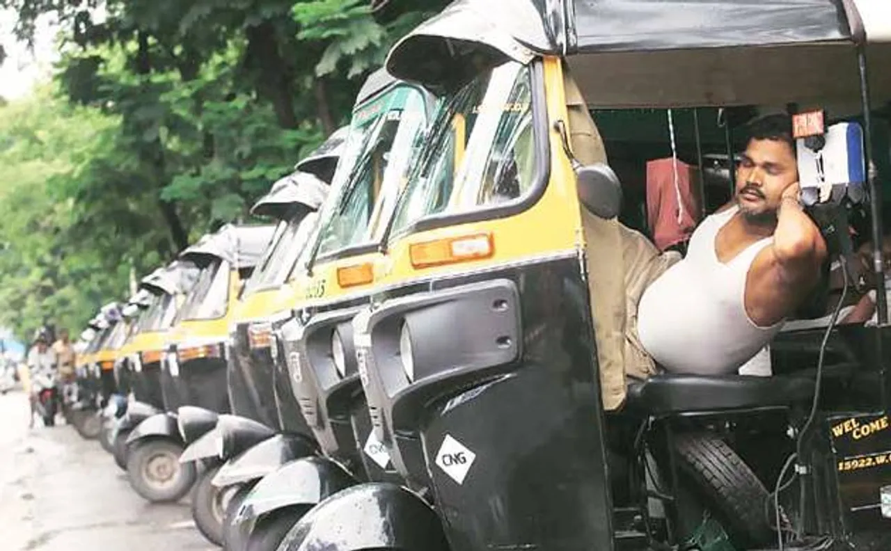Bombay HC sets aside Maharashtra govt order that made Marathi language compulsory for auto-rickshaw permits