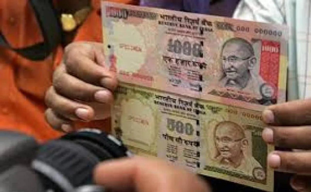 Holding of more than 10 banned currency notes will be punishable as Govt notifies law