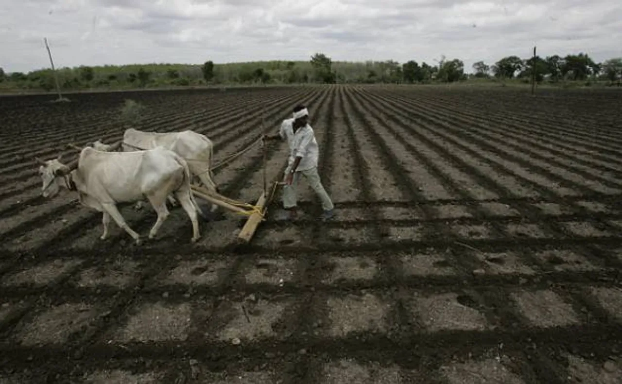 Maharashtra govt's 'Baliraja Chetna Abhiyan'- a boon for ailing farmers in Yavatmal