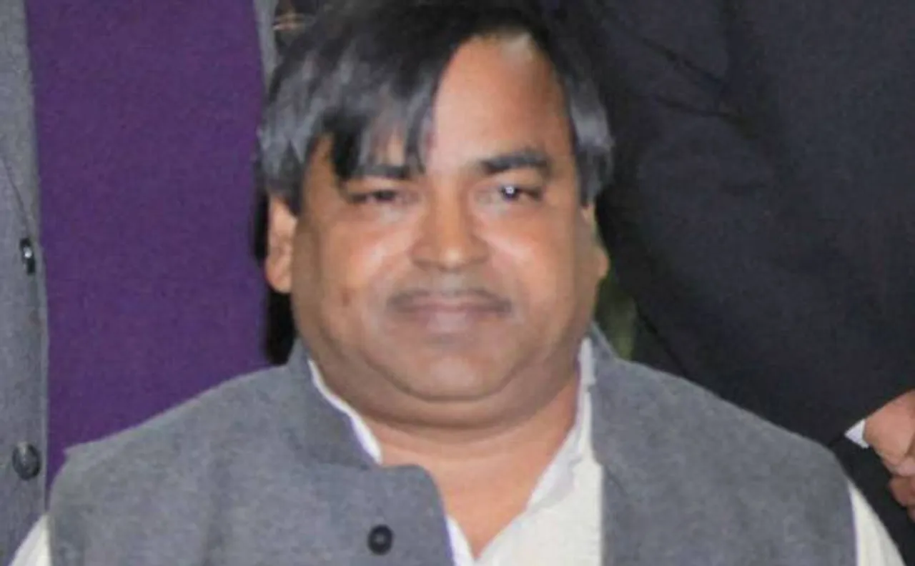 Rape accused UP minister Gayatri Prajapati likely to surrender soon