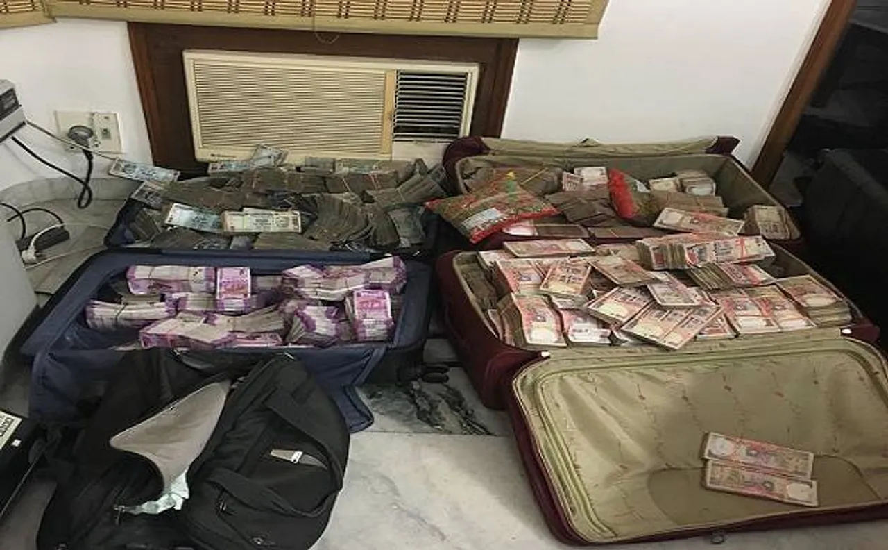 Rajkot Police seizes fake currency notes worth Rs 3.92 crore