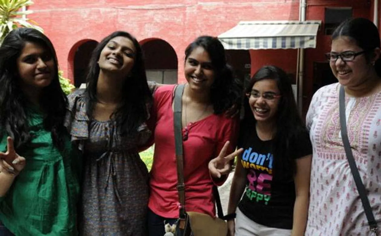 Schoolgirls take responsibility to educate underprivileged girls over menstrual hygiene