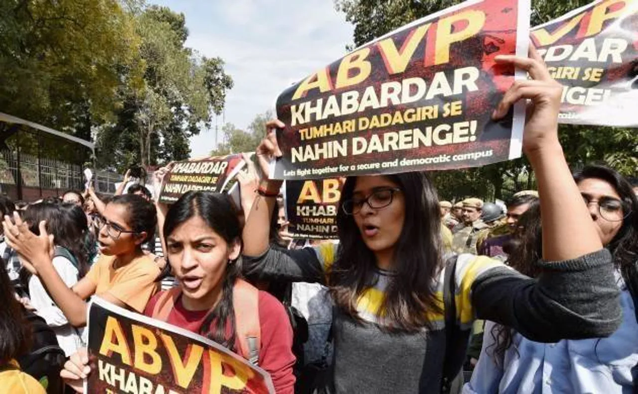 Students studying in USA, UK and across Europe express solidarity with DU