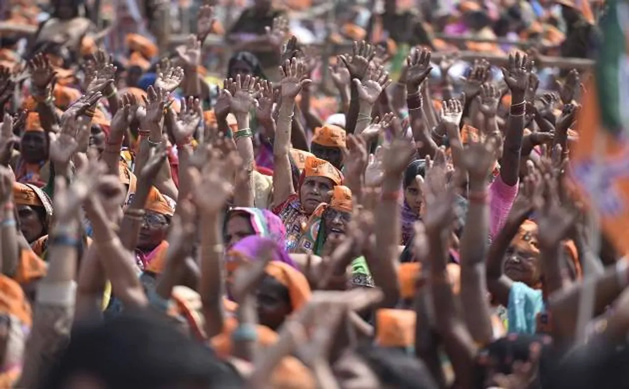 Battleground Varanasi: Modi, Rahul to seek votes for last phase of polling 