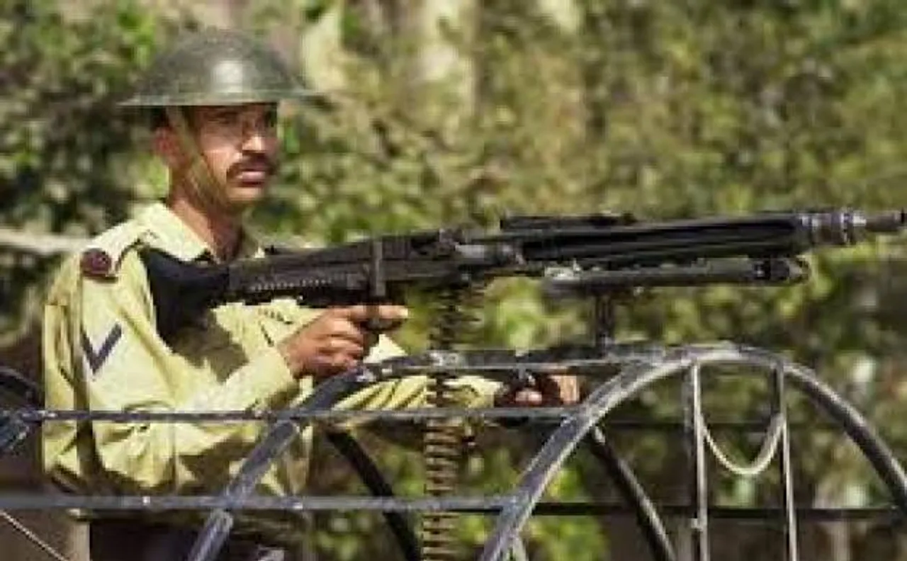 Pak to convene talks with opposition parties over military courts