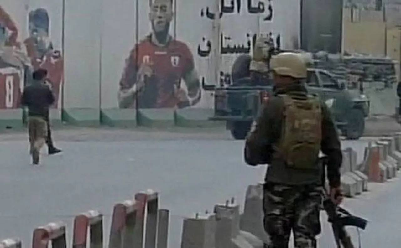 Militants disguised as doctors storm Afghan military hospital, casualties feared