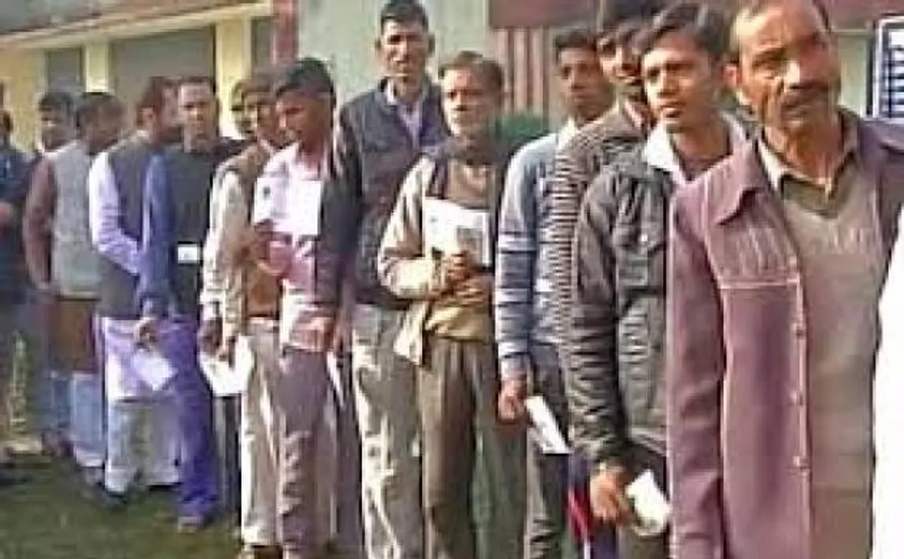 Uttar Pradesh polls 2017: UP stares hung assembly? Close contest amongst BSP, BJP and SP-Congress alliance