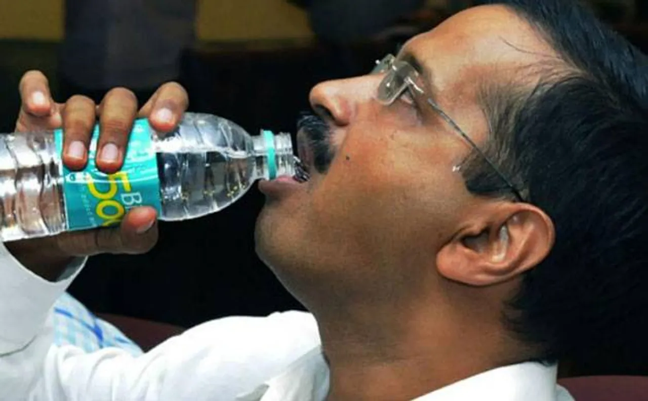 AAP Govt sets target to supply piped water supply in Delhi by 2017 end