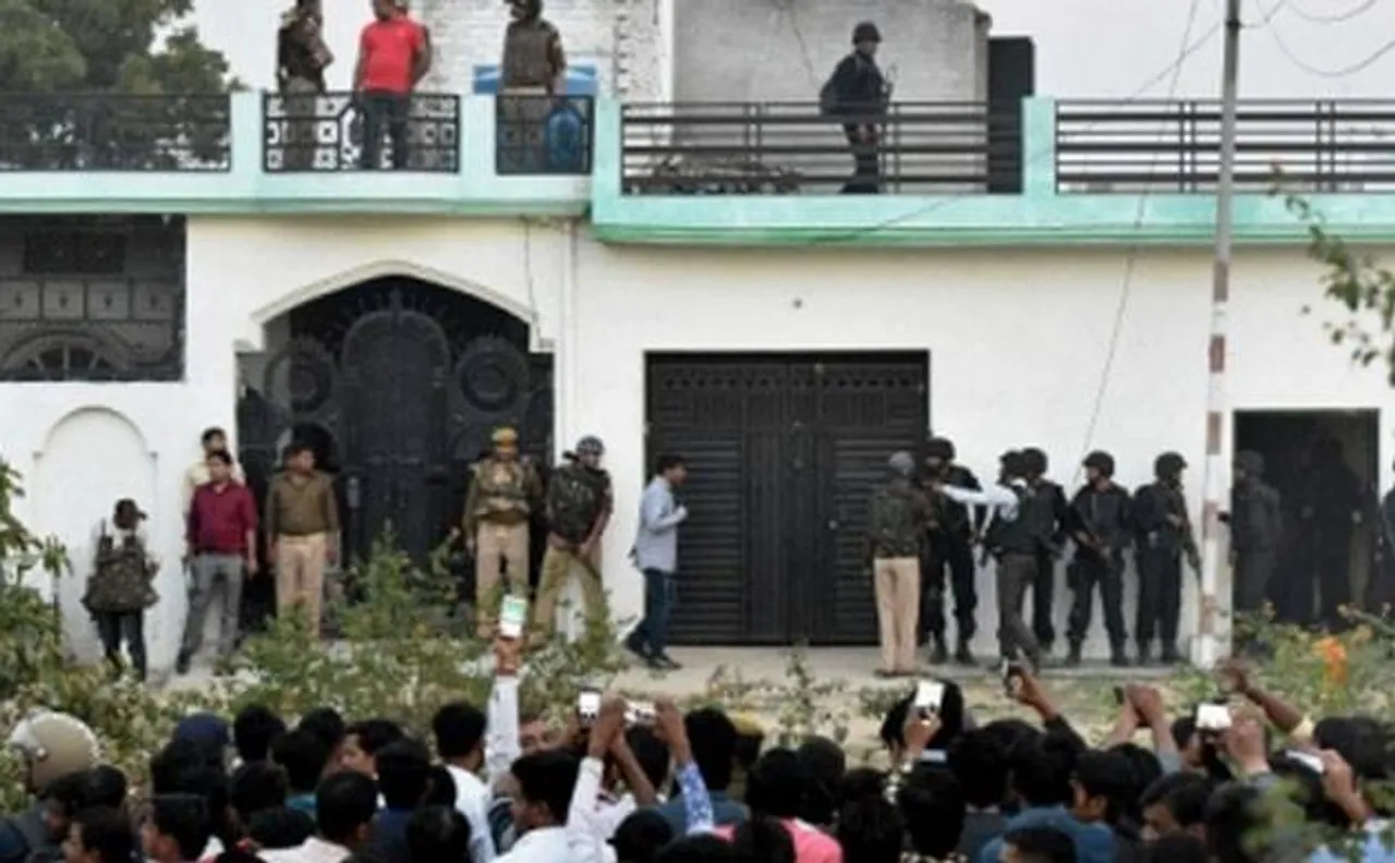 Lucknow terror encounter: DGP felicitates ATS team, commandos