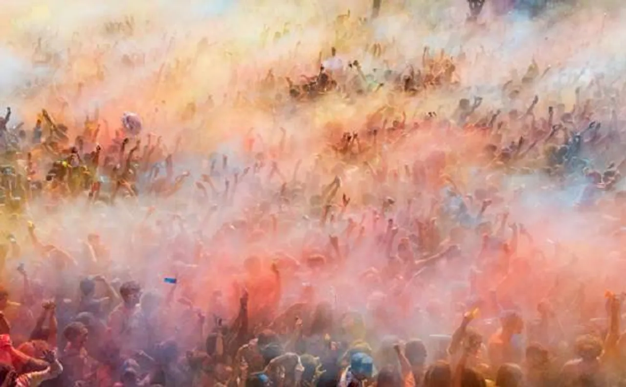 Holi 2017: Indiaâ€™s festival of colors- significance and history