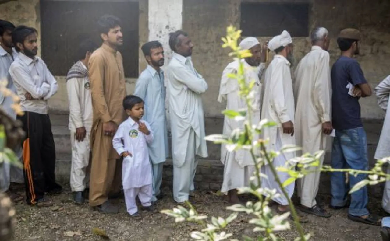 Pakistan set to conduct its first census in 19 years