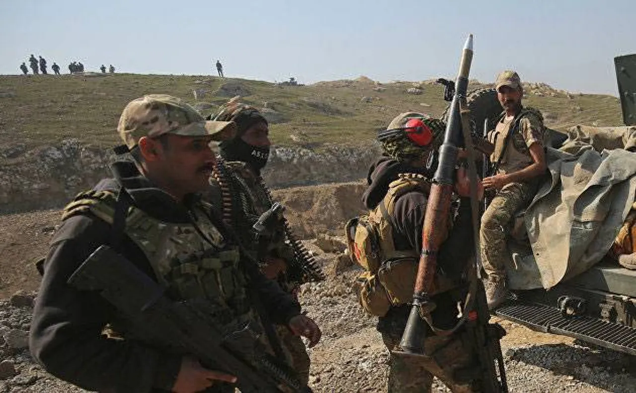 Iraqi forces seize west Mosul, Islamic State jihadists 'trapped'