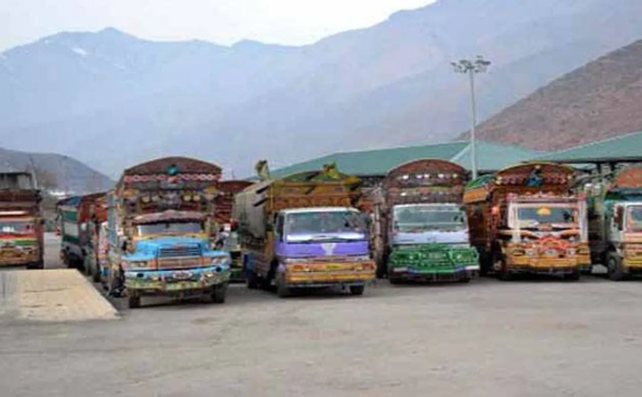 Cross-border travel through Chakkan Da Bagh suspended amid Pak shelling