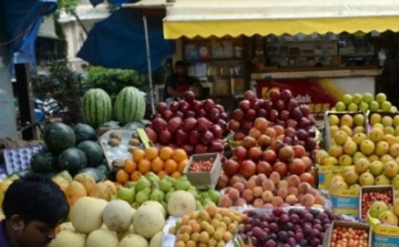 Inflation spikes to 6.55 per cent in Feb, 2017 on surge in food rates