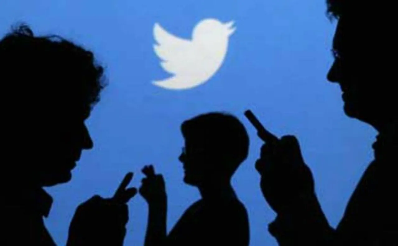 UP CM's official Twitter handle goes blank after SP poll debacle