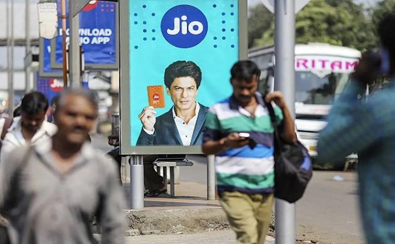 TDSAT refuses to stay on Jio free offer, asks Trai for re-examination