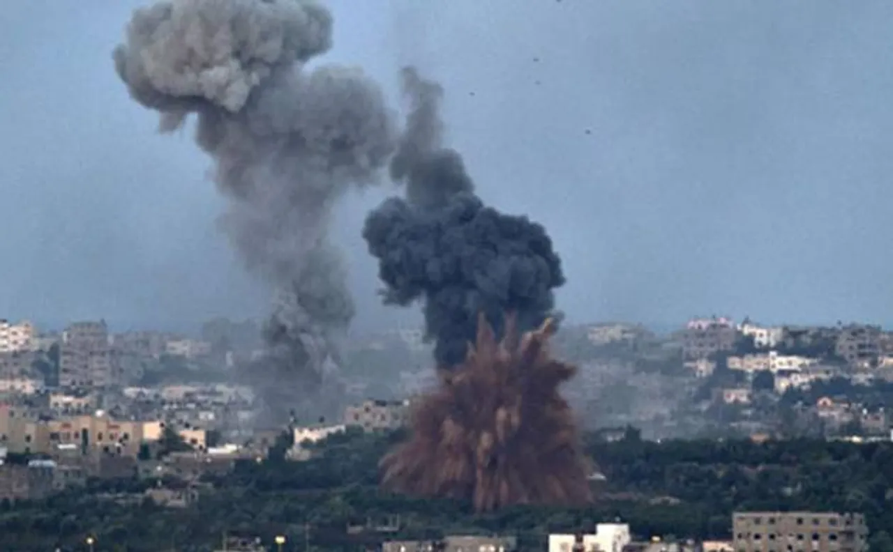 Israeli air force carries out raids on Gaza
