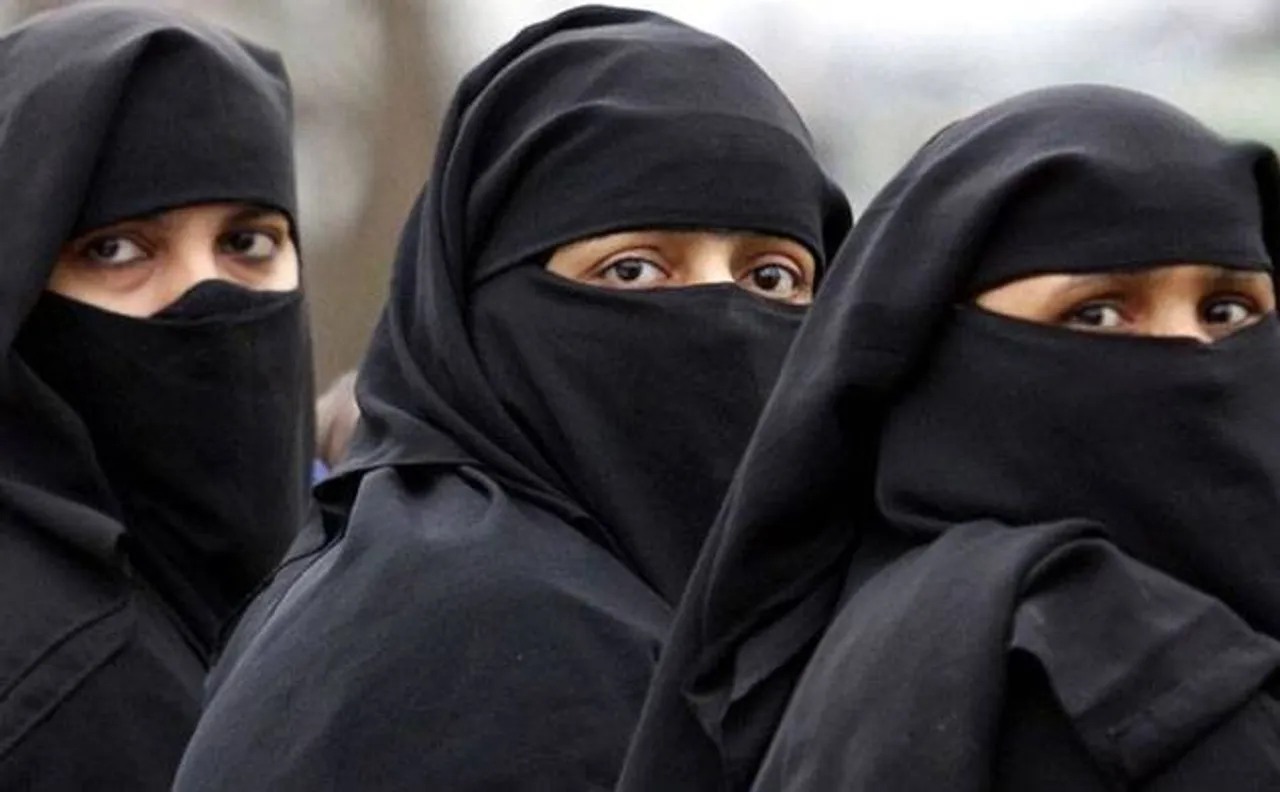 Over million Muslims sign petition to abolish divorce practice of 'triple talaq'