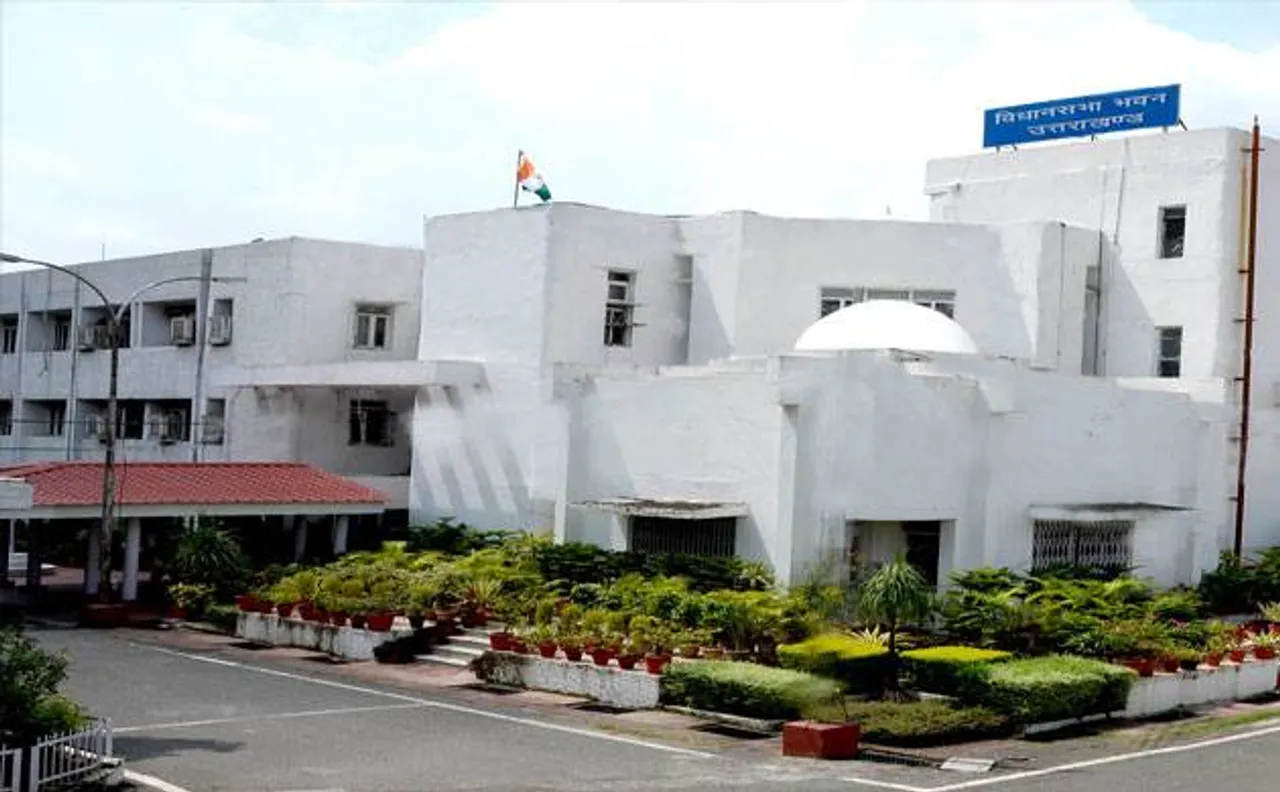Harbans Kapoor takes oath as Protem Speaker of Uttarakhand Assembly