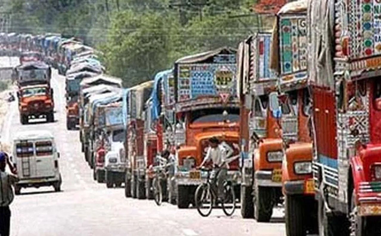 Economic blockade in Manipur lifted after five months as govt convinces Naga groups