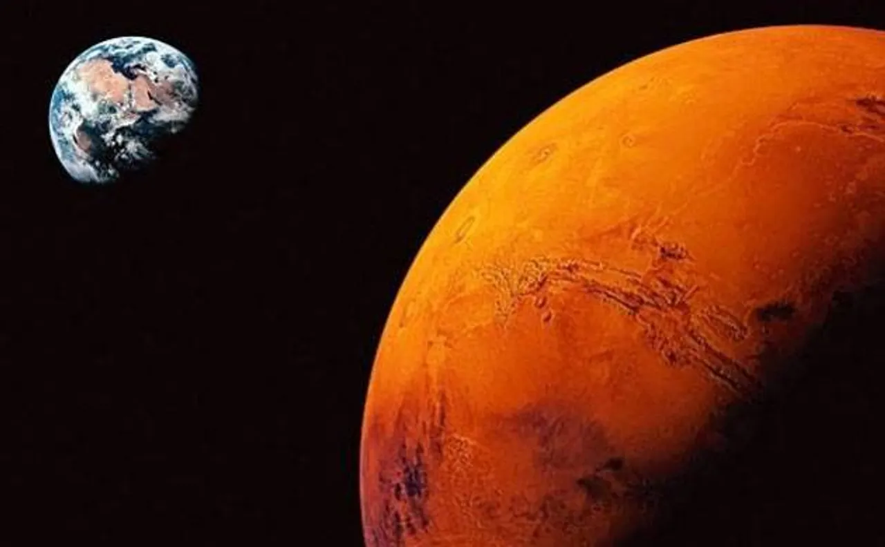 Death of dinosaurs and Mars volcano: NASA says extinction of Arsia Mons and many creatures on Earth coincide
