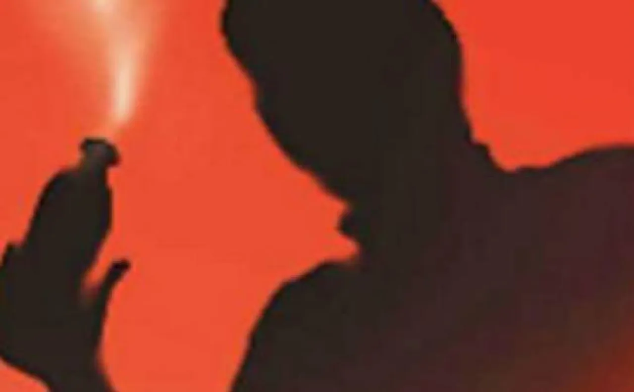 Delhi woman suffers burns after jilted lover pours acid on her face