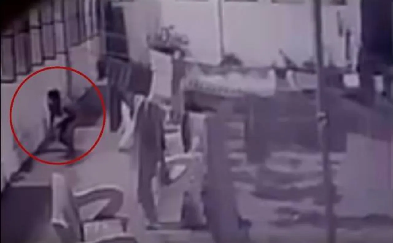 Caught on camera: Man barges into Bengaluru hostel, flees with womenâ€™s innerwear