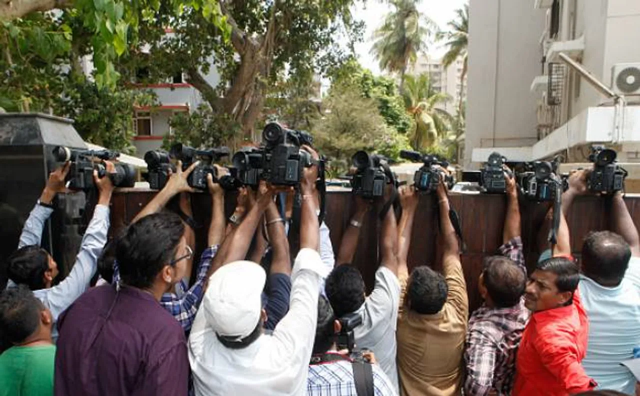 Lok Sabha MP asks govt to set up wage board for journos and non-journos to ensure labour laws enforcement