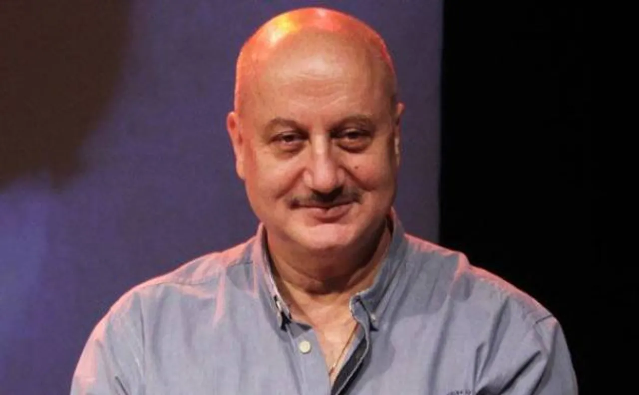 Video: Veteran actor Anupam Kher gifts mother his 1st ever home in Shimla