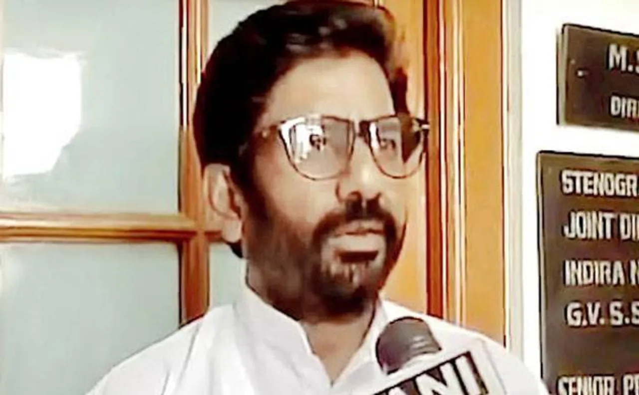 Shiv Sena MP Ravindra Gaikwad' supporters call for Osmanabad district bandh to protest leader's 'humiliation'