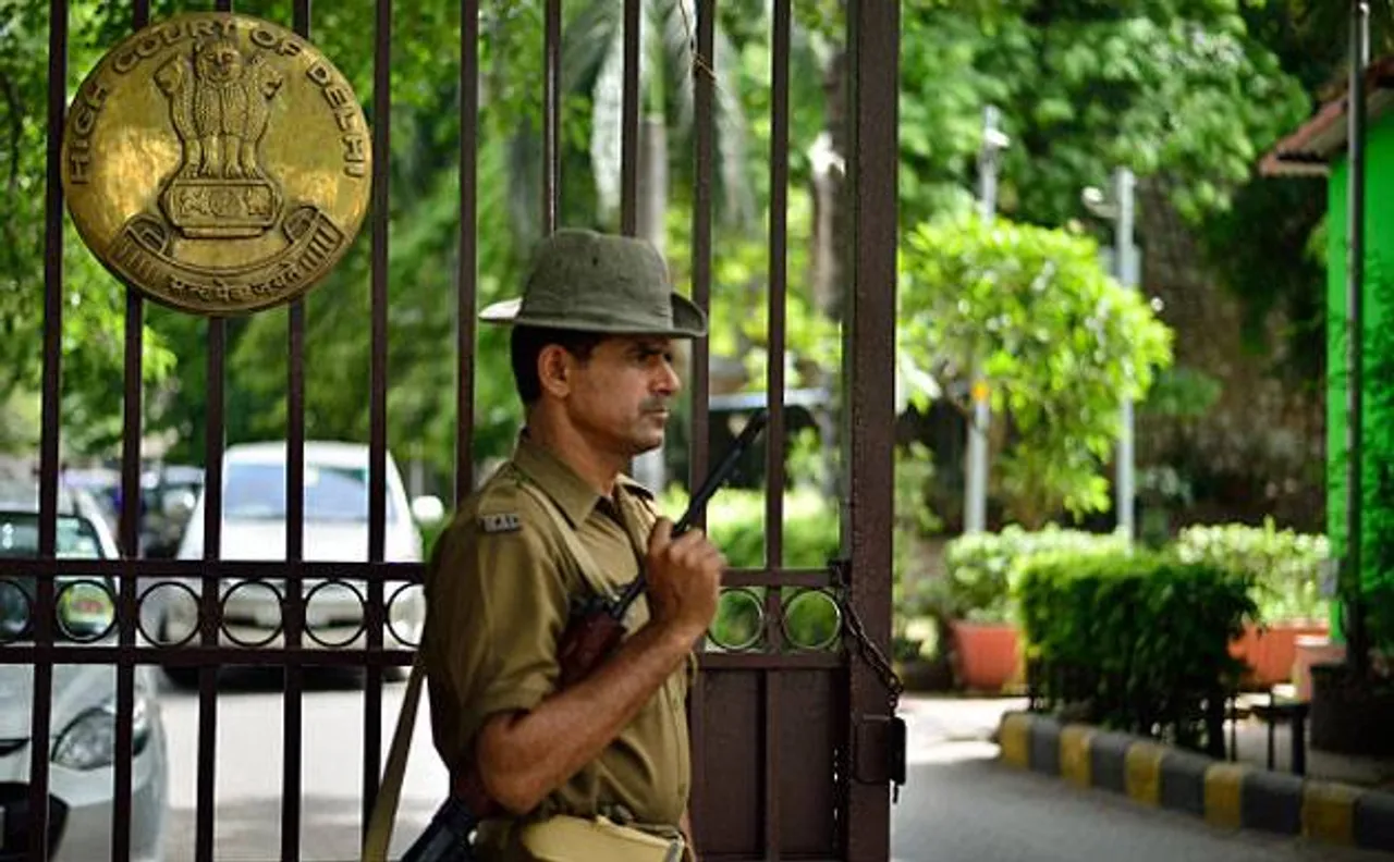 Delhi High Court urges Centre to make 100 helpline number more efficient