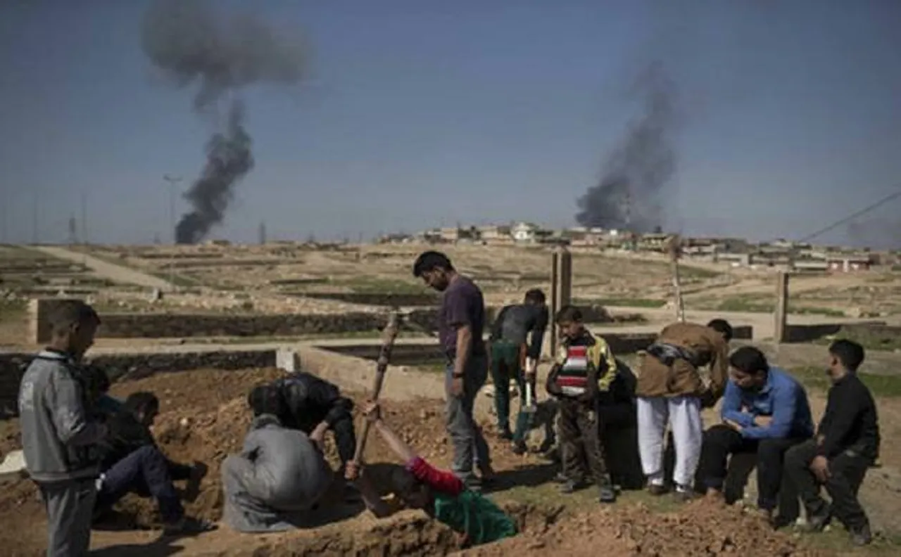 US commander says coalition 'probably had a role' in mass civilian casualties in Mosul