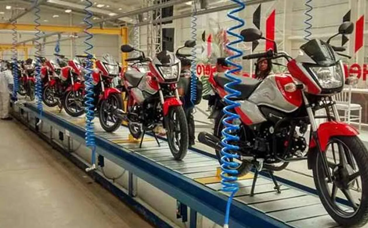 SC ban on BS-III vehicles: Hero, HMSI offer discounts up to Rs 12,500 on two-wheelers as part of clearance sale