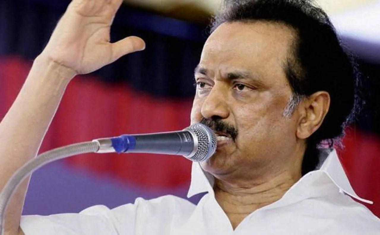 DMK's Stalin visits protesting TN farmers in Delhi, demands PM Modi to waive off their loans