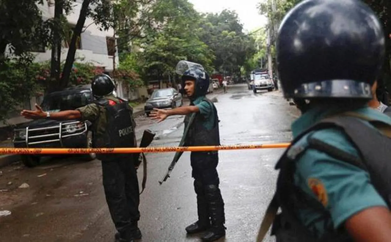 Maldivian Vogue cover model commits suicide