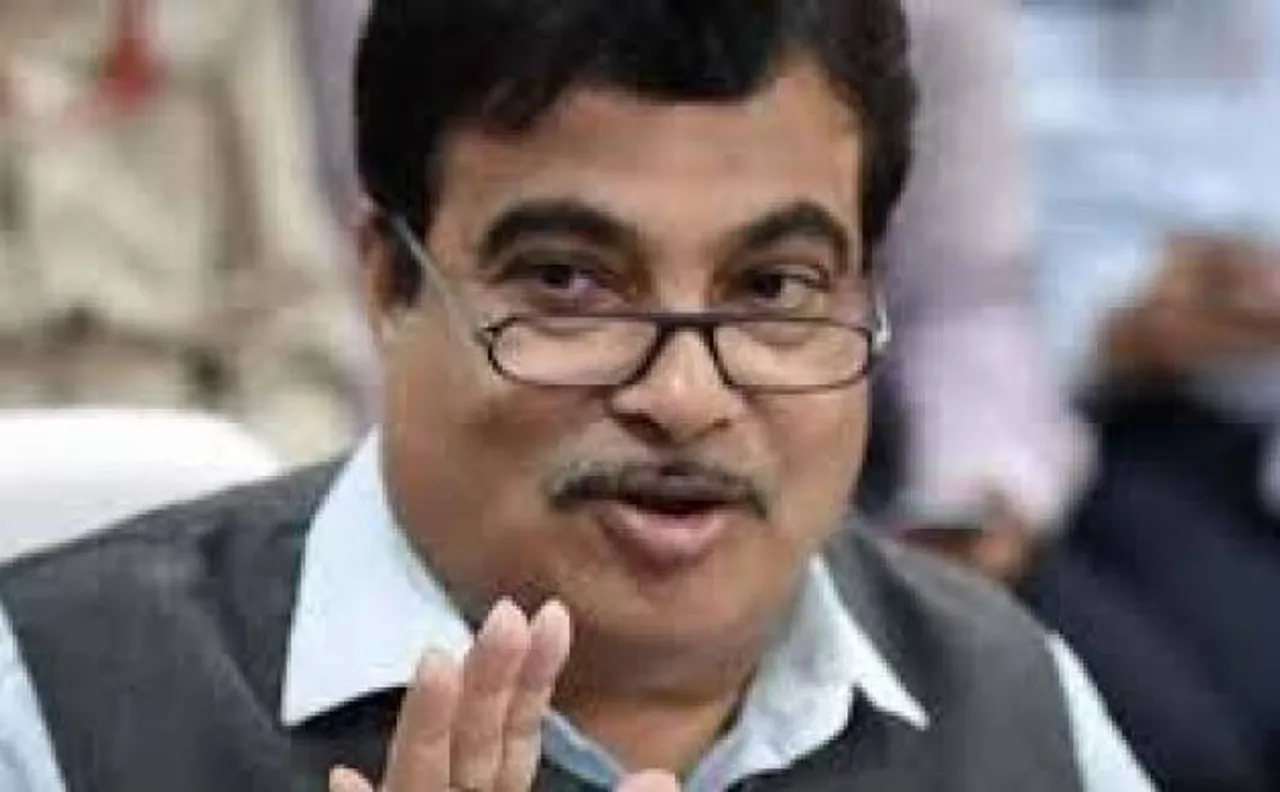 30 per cent of driving licences are bogus, says Gadkari