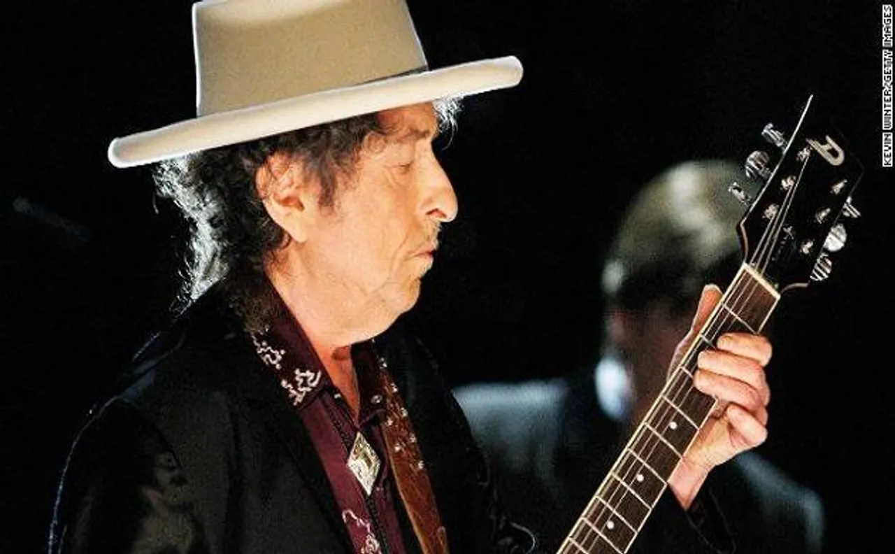 Bob Dylan finally accepts Nobel prize in Stockholm, confirms Swedish Media
