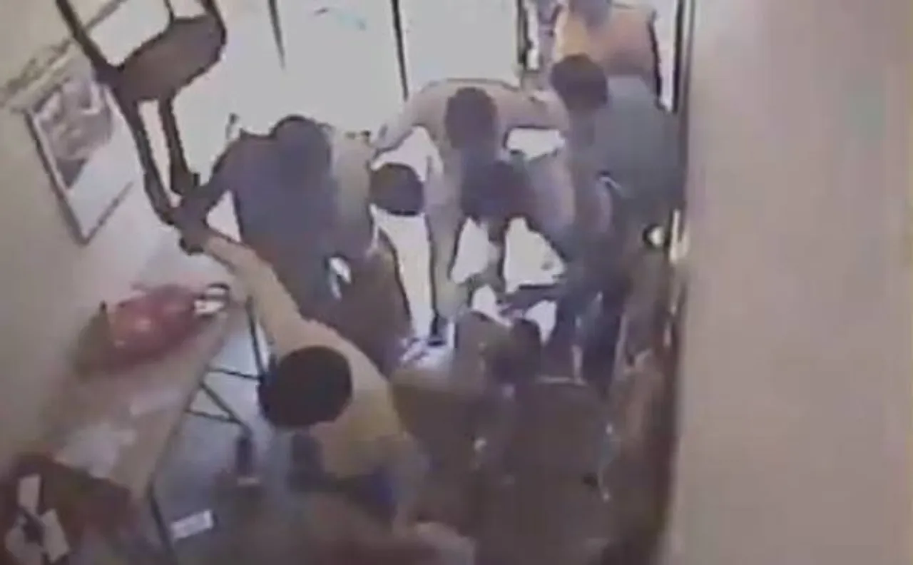 Watch Video | Gurugram: Brave women bank staffers foil robbery bid, angry locals later thrash armed men