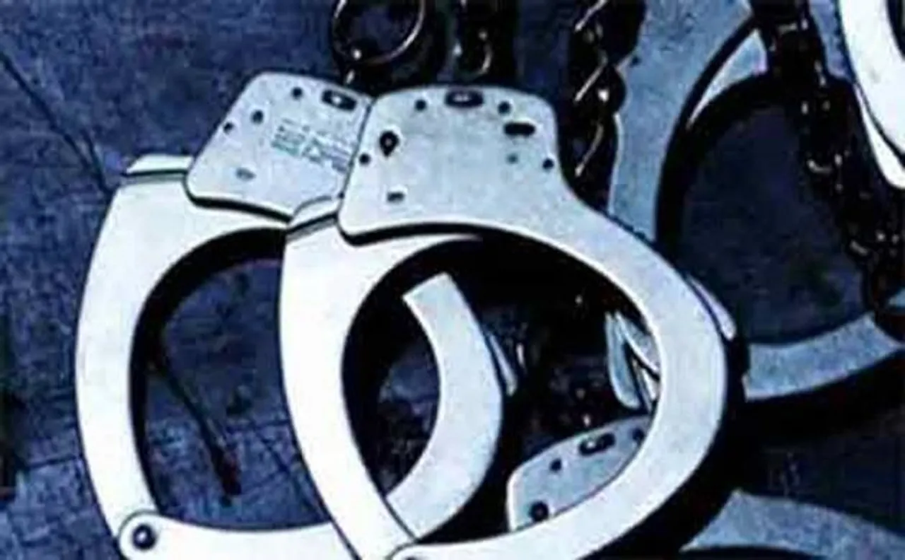 Police arrest Muslim cleric for smuggling firearms in Ghaziabad