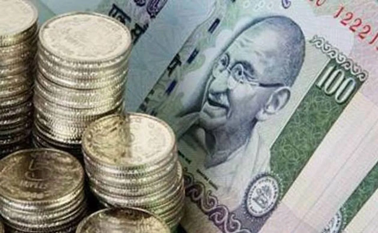 Rupee soars to a near 20-month high on RBI's growth outlook