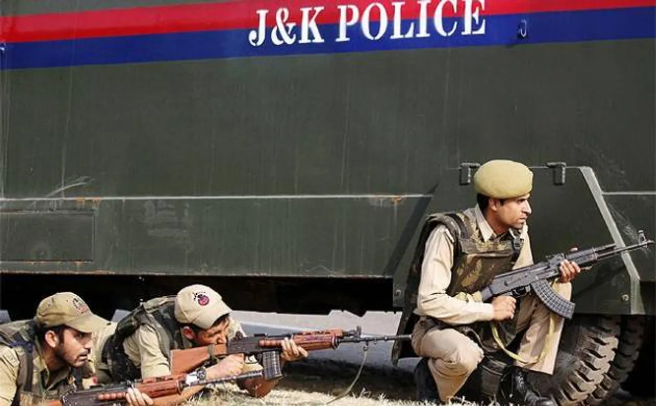 J&K: Terrorists open fire at crowd in PDP rally in Anantnag 