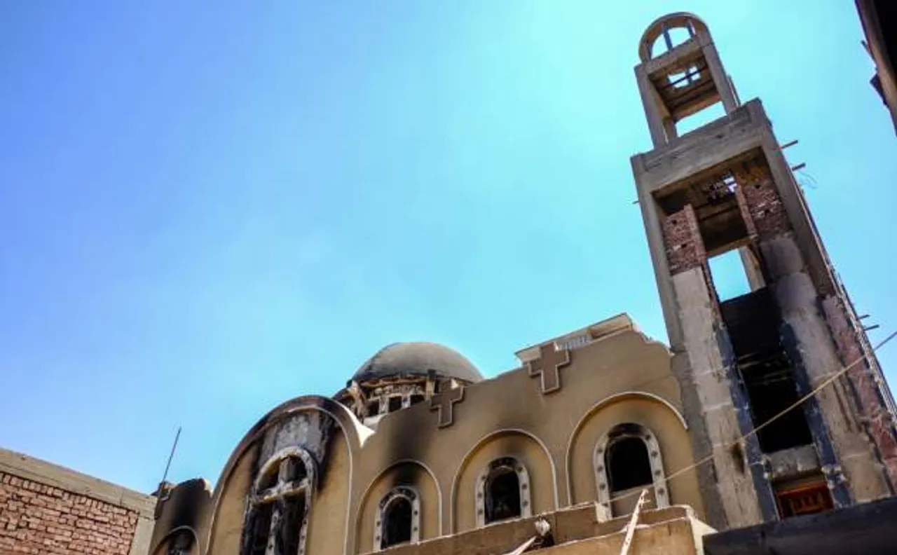 Three month state of emergency: 45 dead, 119 injured in ISIS blasts at Egypt's Coptic churches