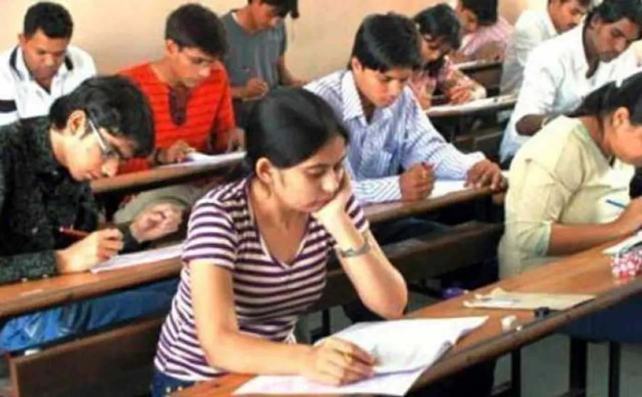 NEET 2017: CBSE to release admit card for MBBS/BDS courses on April 15