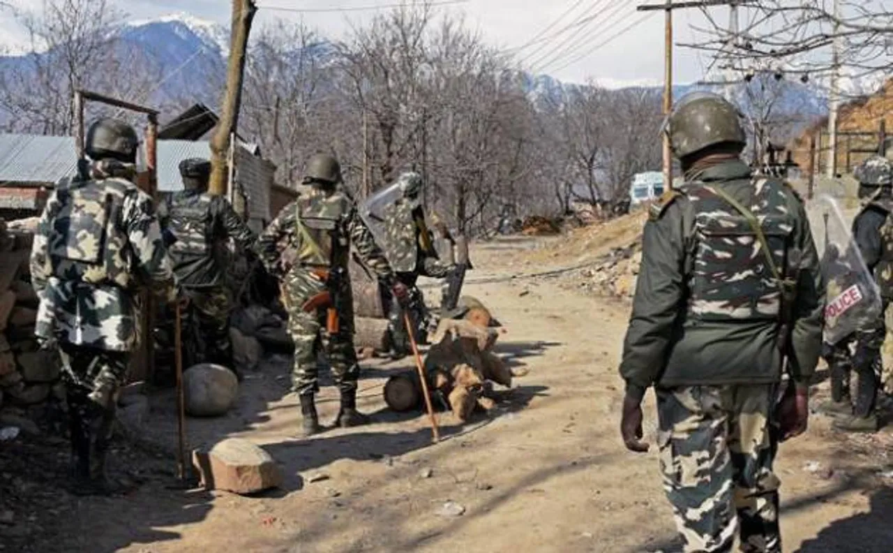 J&K Police registers FIR after video of CRPF jawan being heckled goes viral