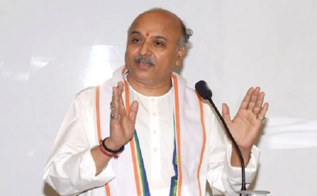  Vishwa Hindu Parishad's president Pravin Togadia asks Centre to follow US bombing example of Islamic state