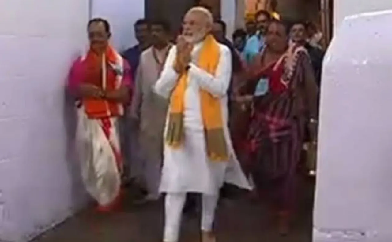 PM Modi in Bhubaneswar: Visits Lingaraj Temple; honours families of Paika Rebellion freedom fighters