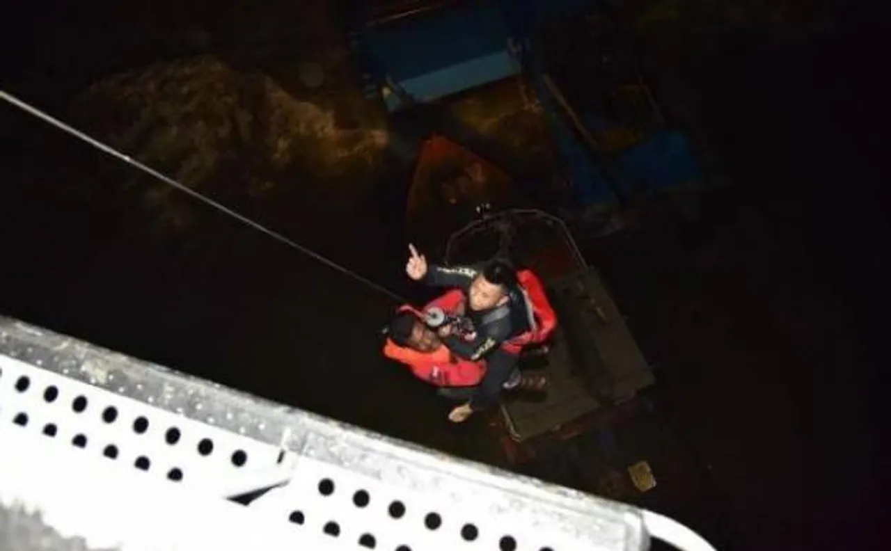 Indian Navy rescues 4 stranded tugboat crew members off Mumbai coast