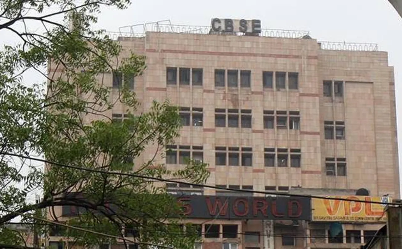 Hindi may become compulsory till class X in CBSE schools and Kendriya Vidyalyas