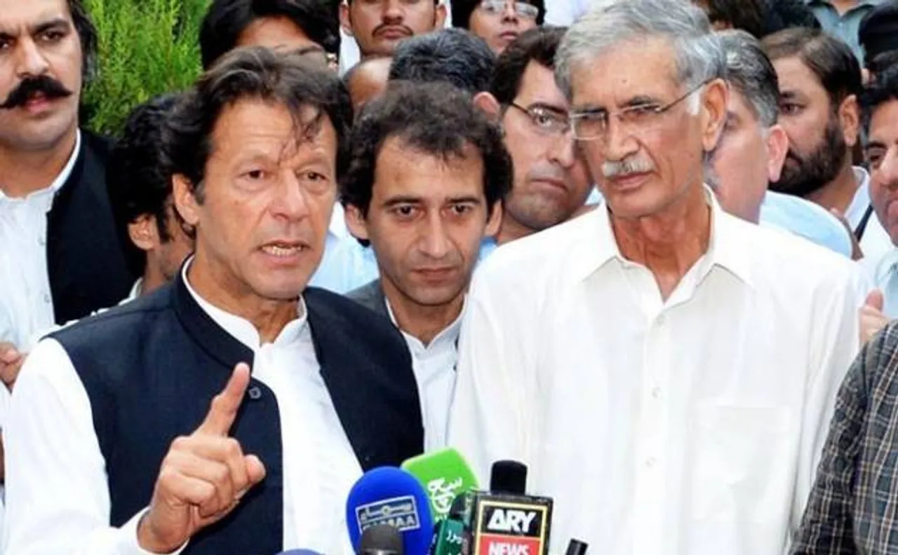 Panamagate: Imran Khan demands Sharif's resignation
