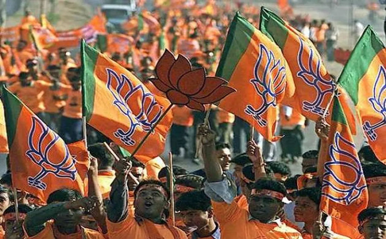 MCD polls 2017: Two Swaraj India candidates ditch party to join BJP